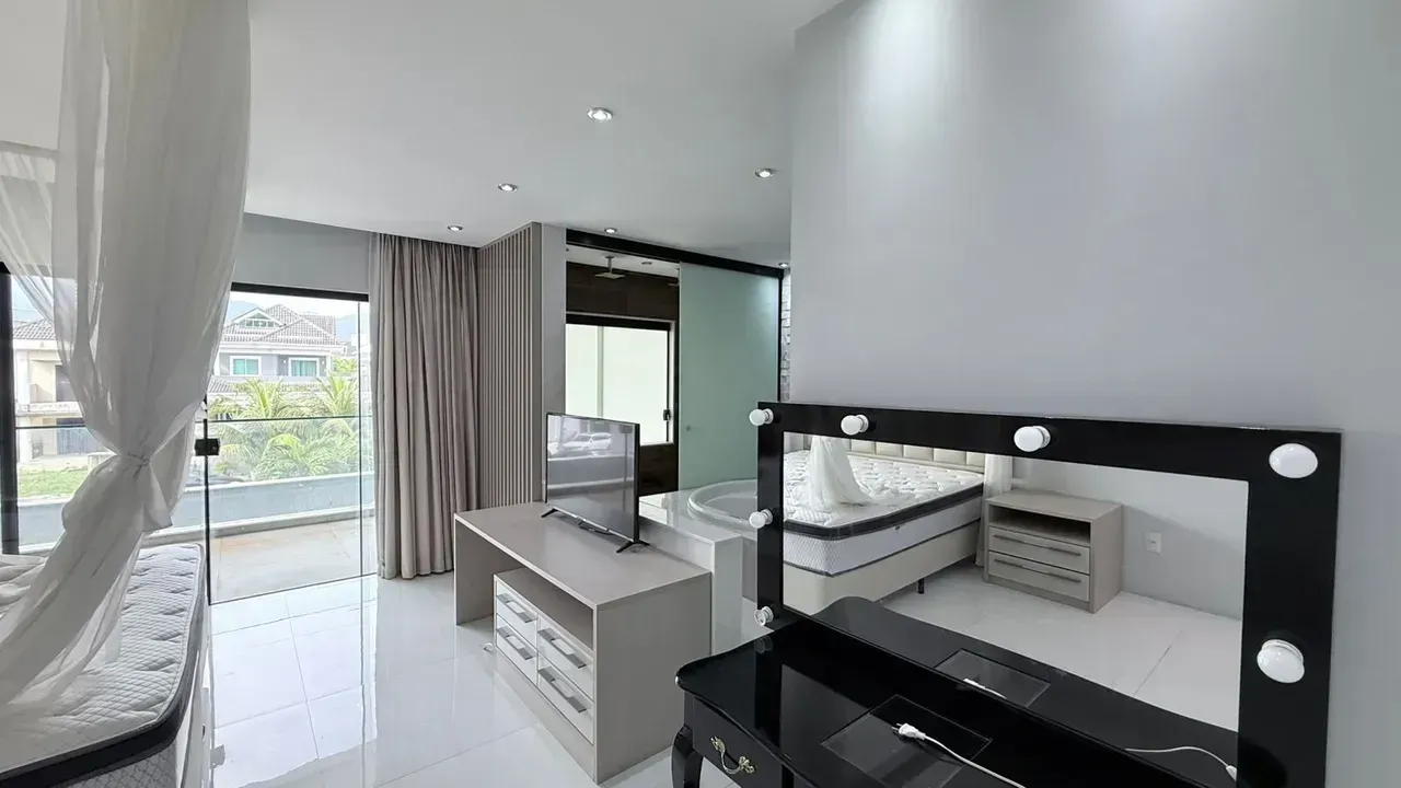 Furnished house with 5 bedrooms and 5 bathrooms, 400 m² — photo 7