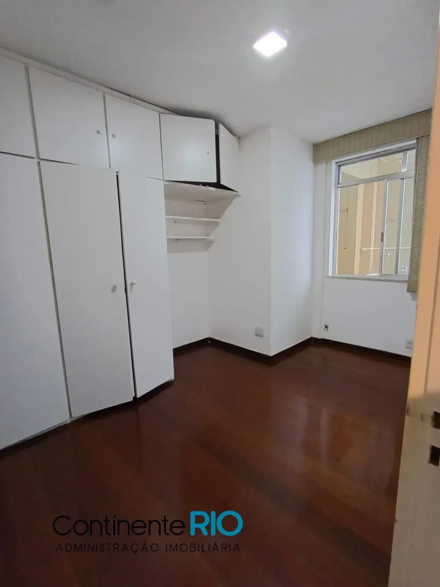 Ванна та 4 спальні: квартира 200 м² — photo 16