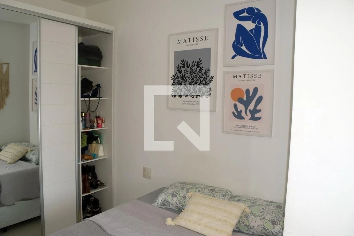 Apartamento mobiliado com 3 quartos e varanda — photo 24