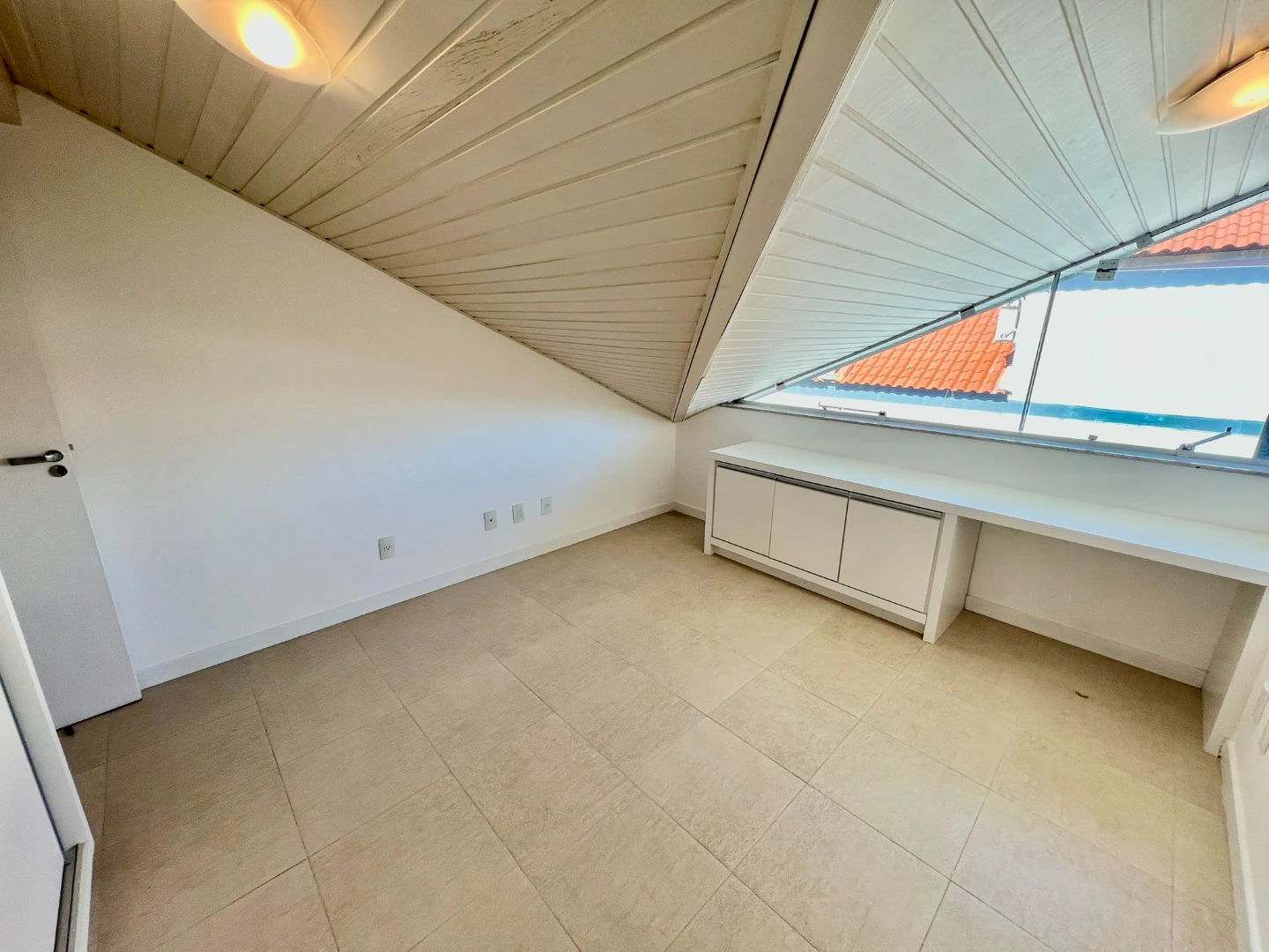 House, 95 m², with a grill on the balcony — photo 23