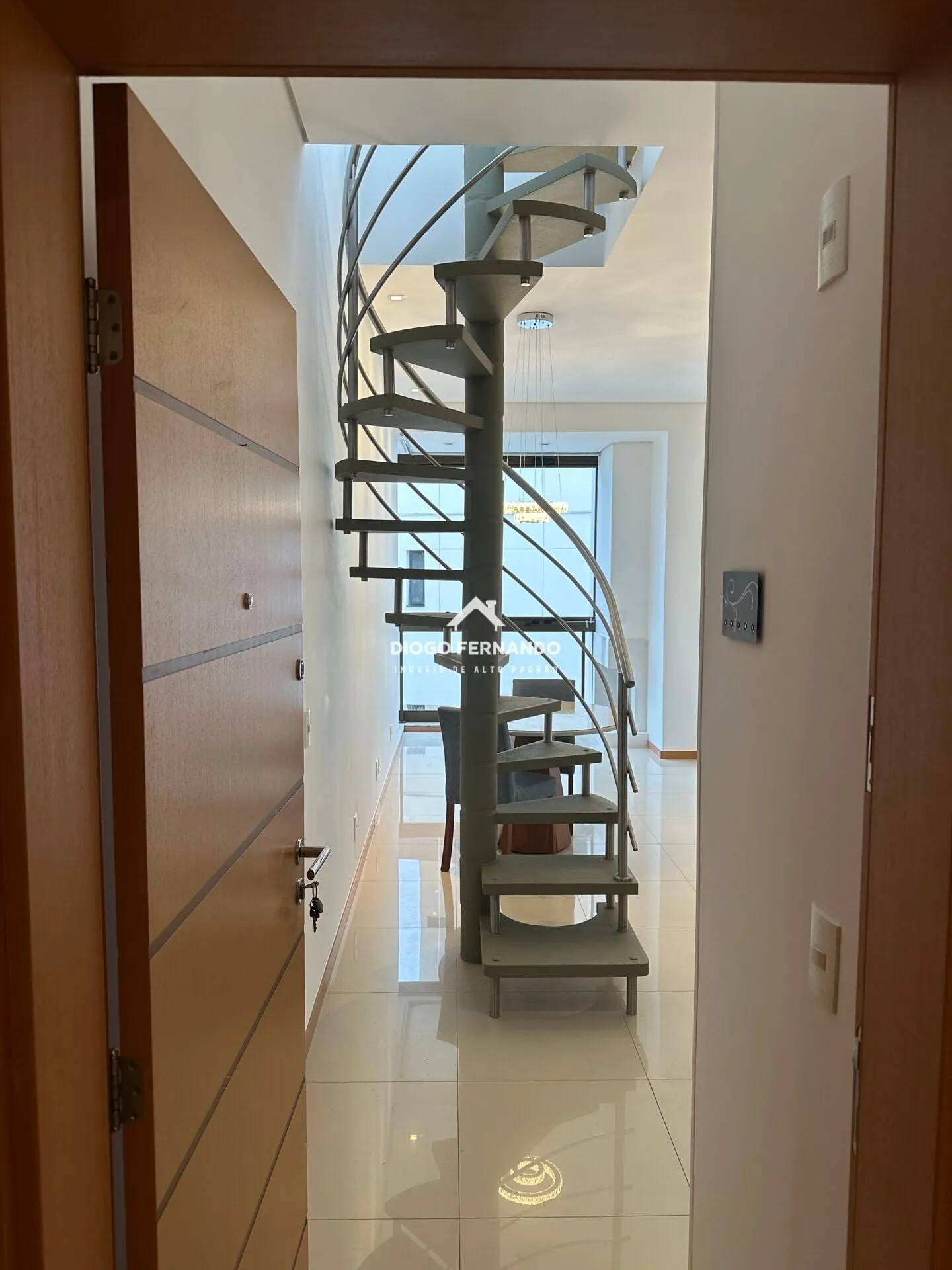 2-bedroom apartment with a glass-enclosed balcony — photo 25
