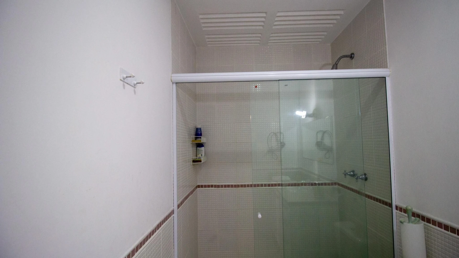Furnished house with 4 bedrooms and private garden — photo 43