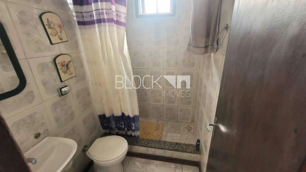 Casa de 400 m² com 3 quartos e piso em cerâmica — photo 16