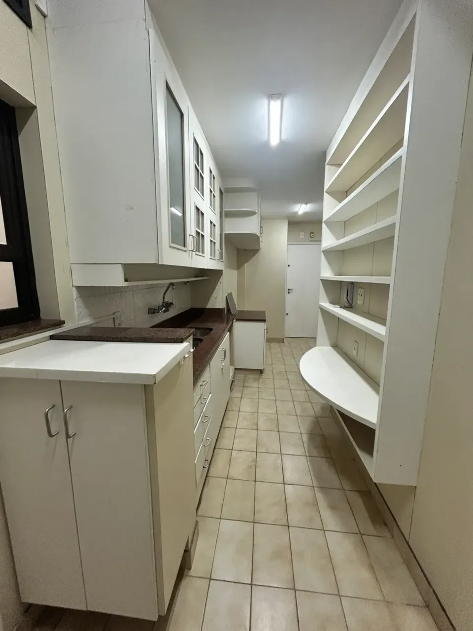 3-bedroom apartment with a glassed-in balcony and 130 m² — photo 19