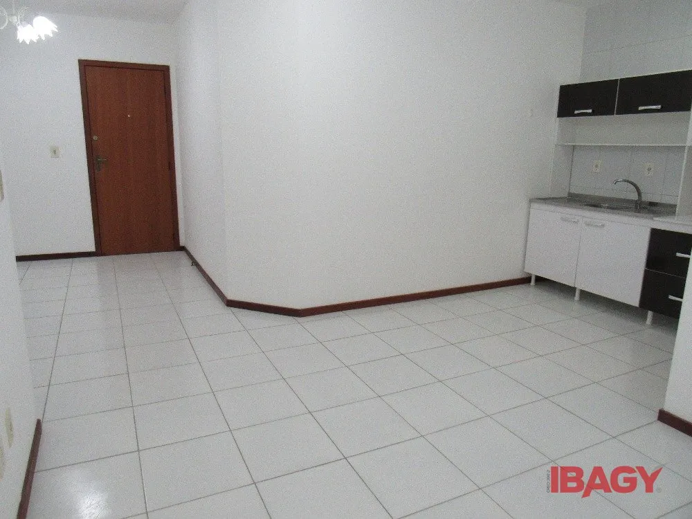 Washing machine in a 2-bedroom apartment, 70 m² — photo 27