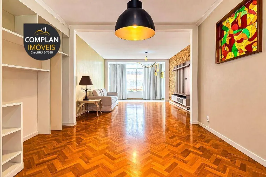 3-bedroom apartment with built-in wardrobes