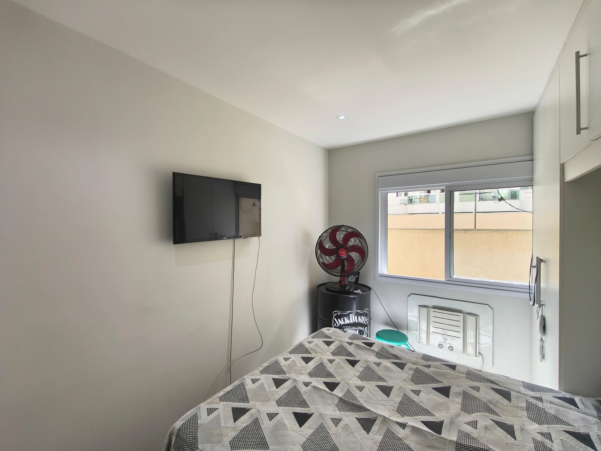 Furnished apartment, 57 m², with a washing machine — photo 21