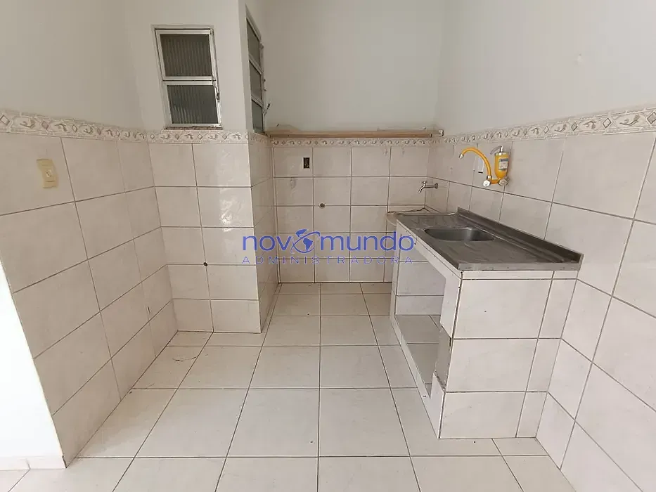 Unfurnished house with 2 bedrooms, 1 bathroom and balcony — photo 8