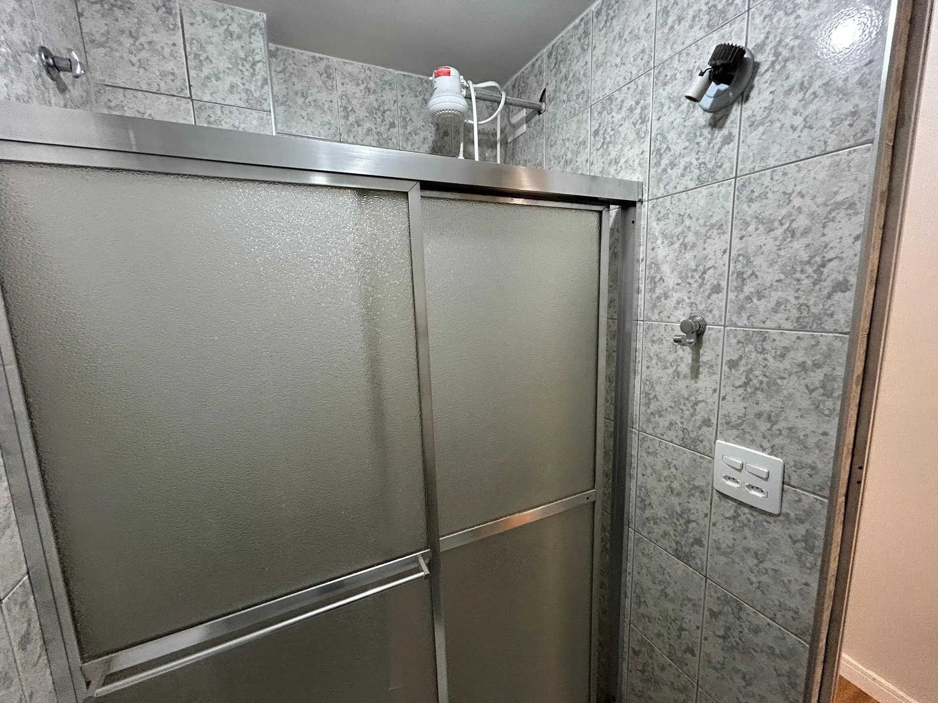 Home office in a 2-bedroom apartment, 63 m² — photo 38