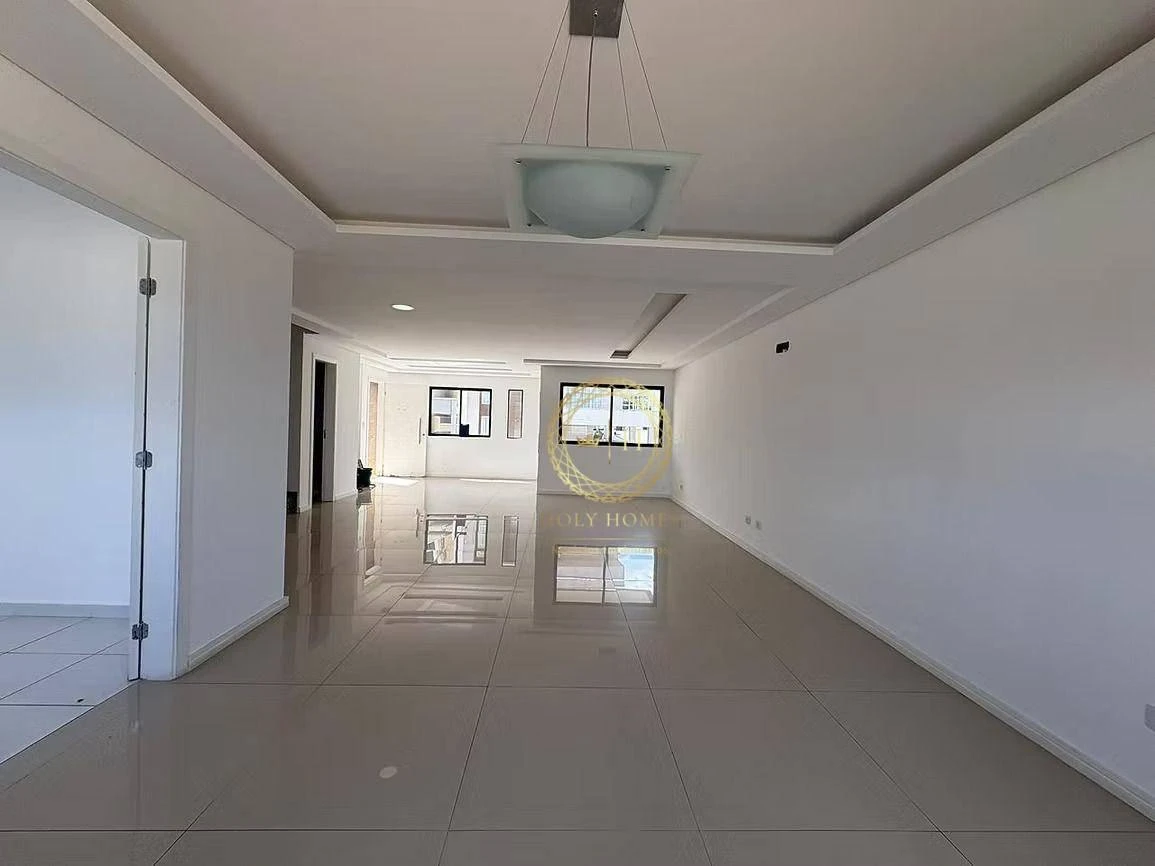Casa sem mobília com 5 dormitórios e 4 suítes — photo 4