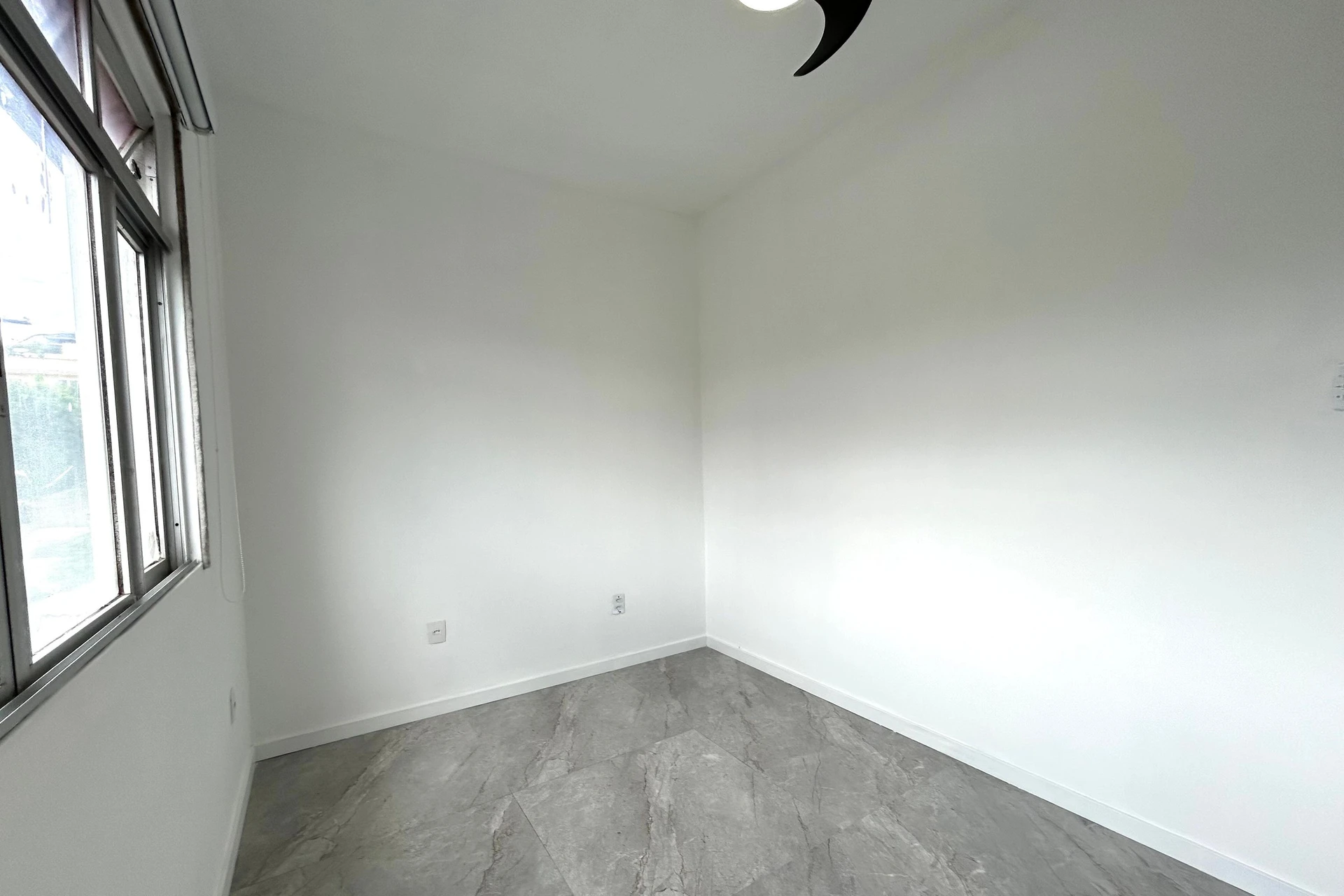 Furnished apartment, 86 m², with a walk-in closet — photo 31