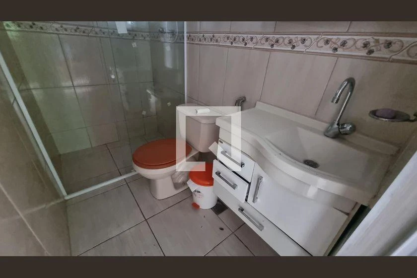 5-bedroom house with a washing machine — photo 7