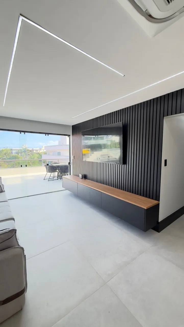 Furnished apartment, 200 m², with floor-to-ceiling windows — photo 10