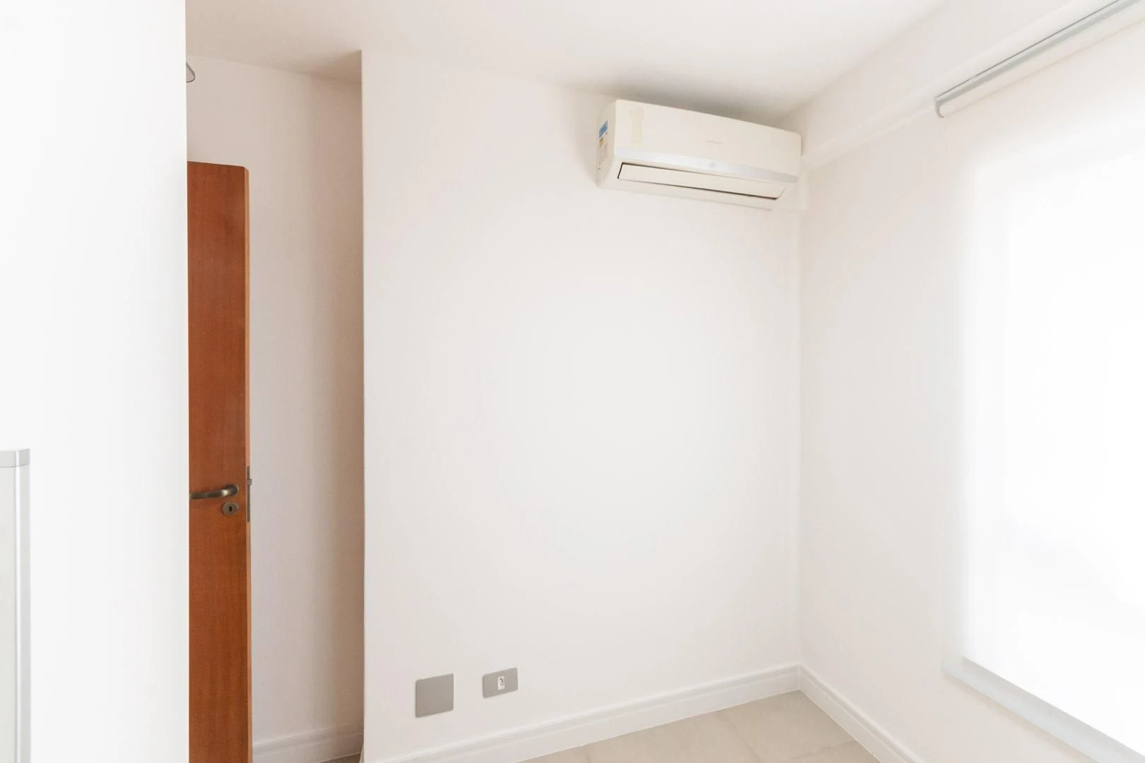 Робоче місце та 2 спальні: квартира 61 м² — photo 38