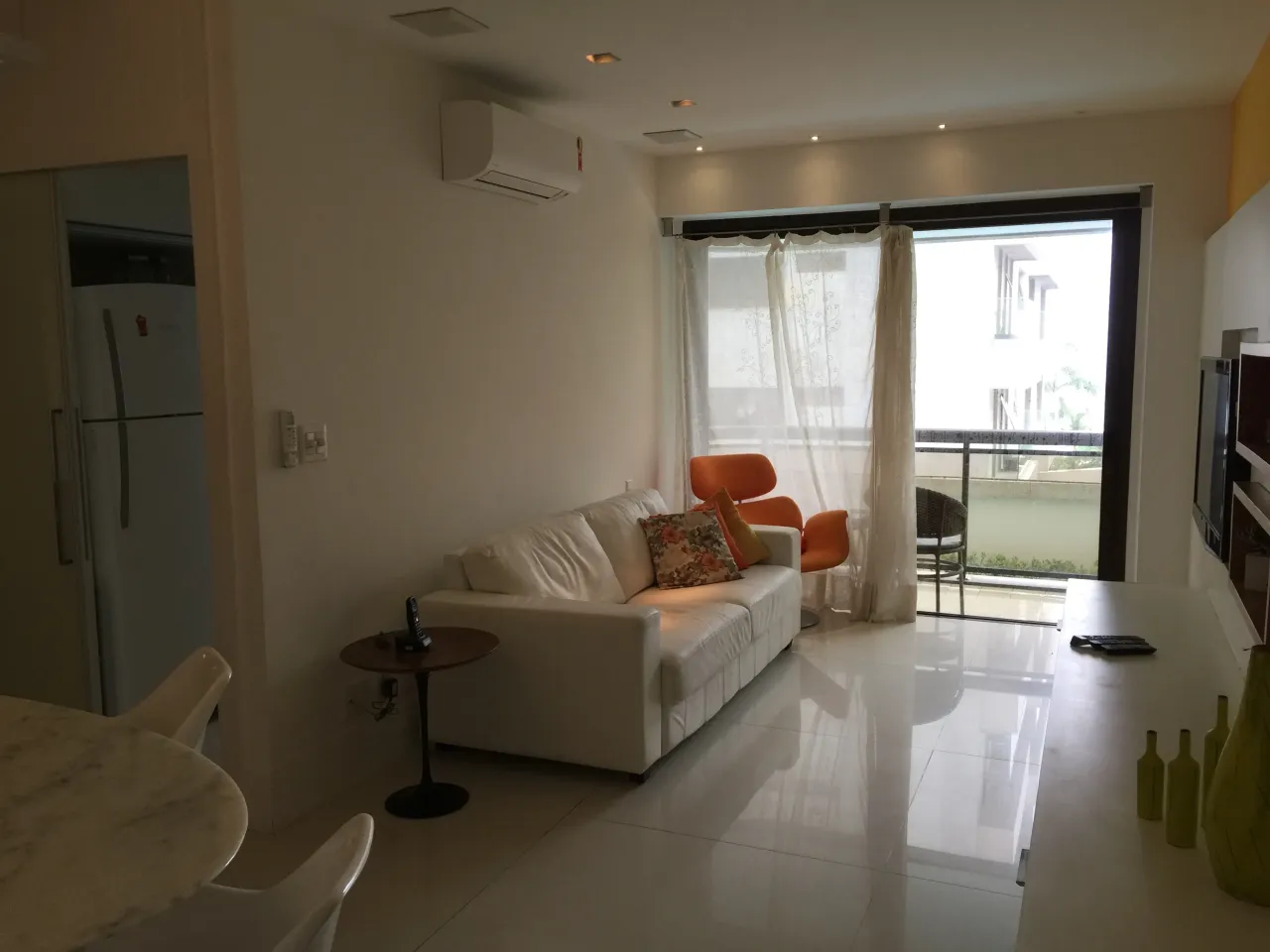 Furnished apartment with 2 bedrooms and open kitchen — photo 9