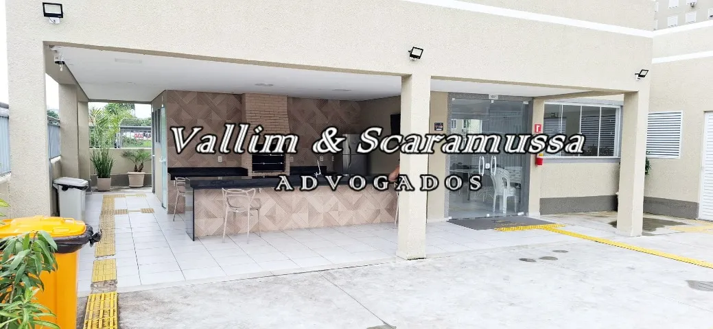 2-bedroom apartment in a building with a pool — photo 10