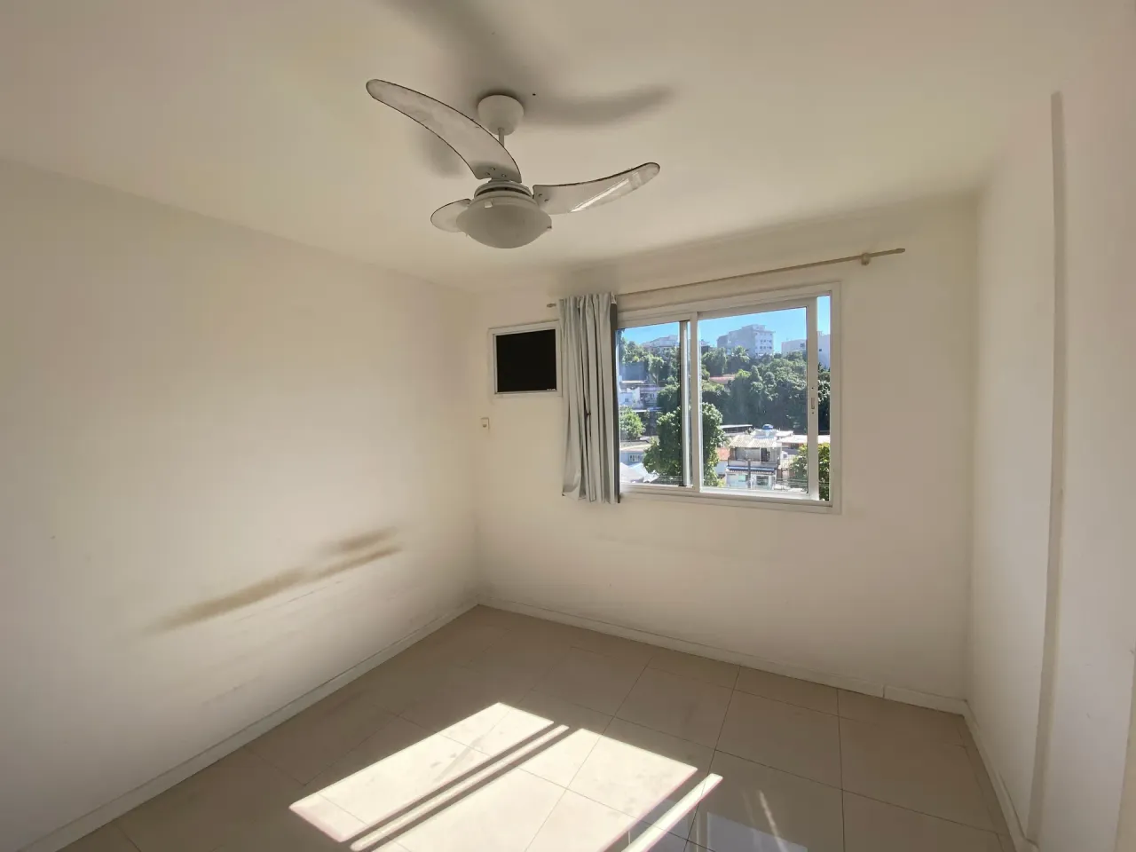 3-bedroom apartment with balcony and built-in grill — photo 17