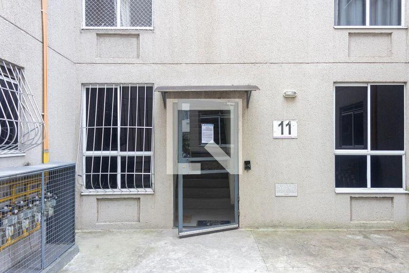 2-bedroom apartment in a building with a pool — photo 12