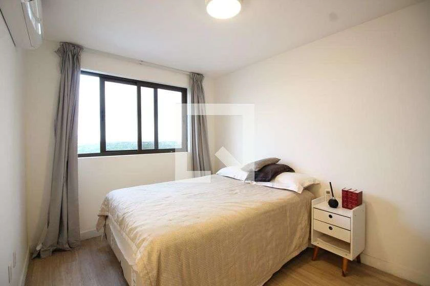 130 m² apartment with 3 bedrooms and enclosed balcony — photo 3