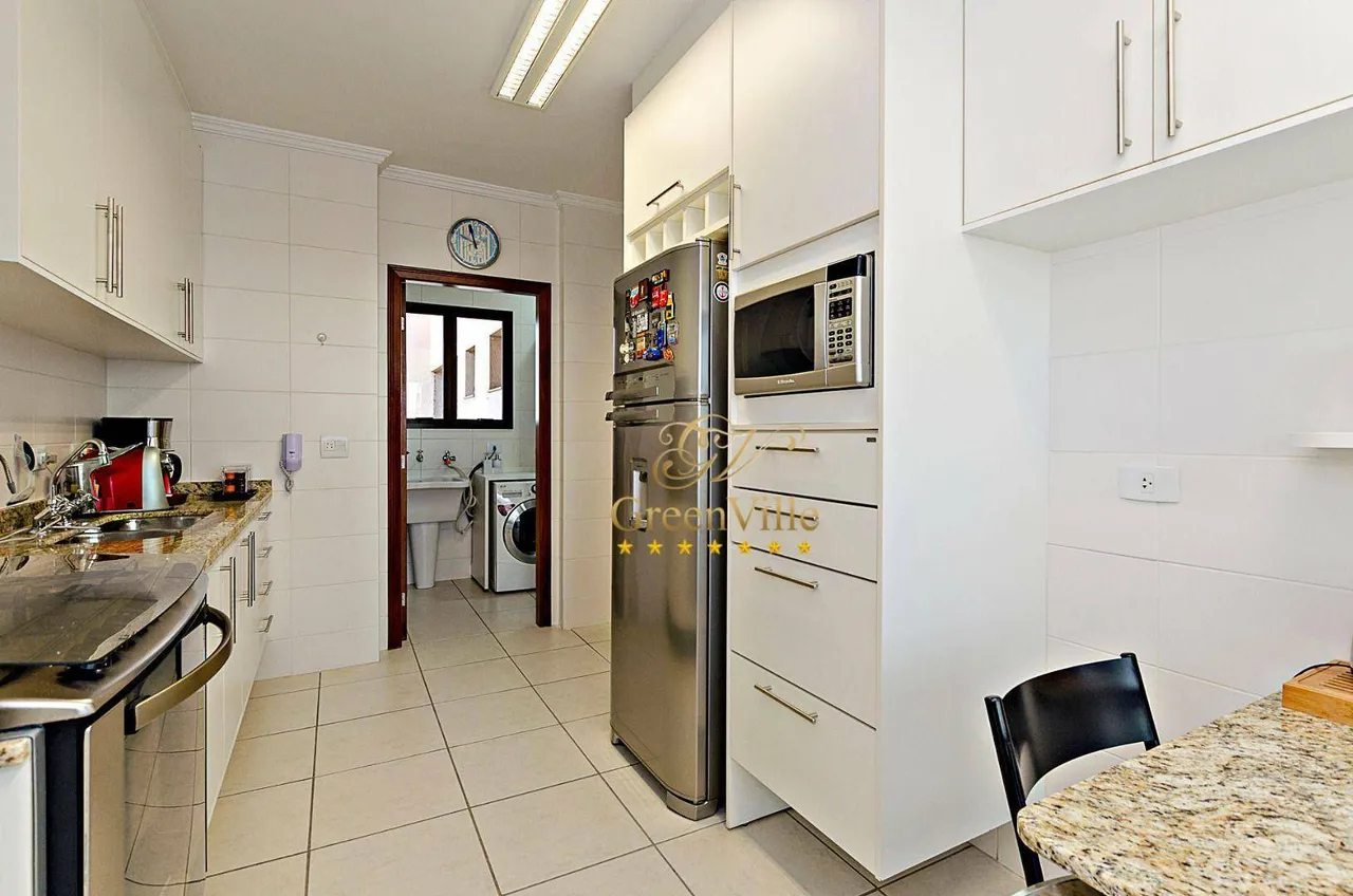 Apartment with private garden and 3 bedrooms — photo 19