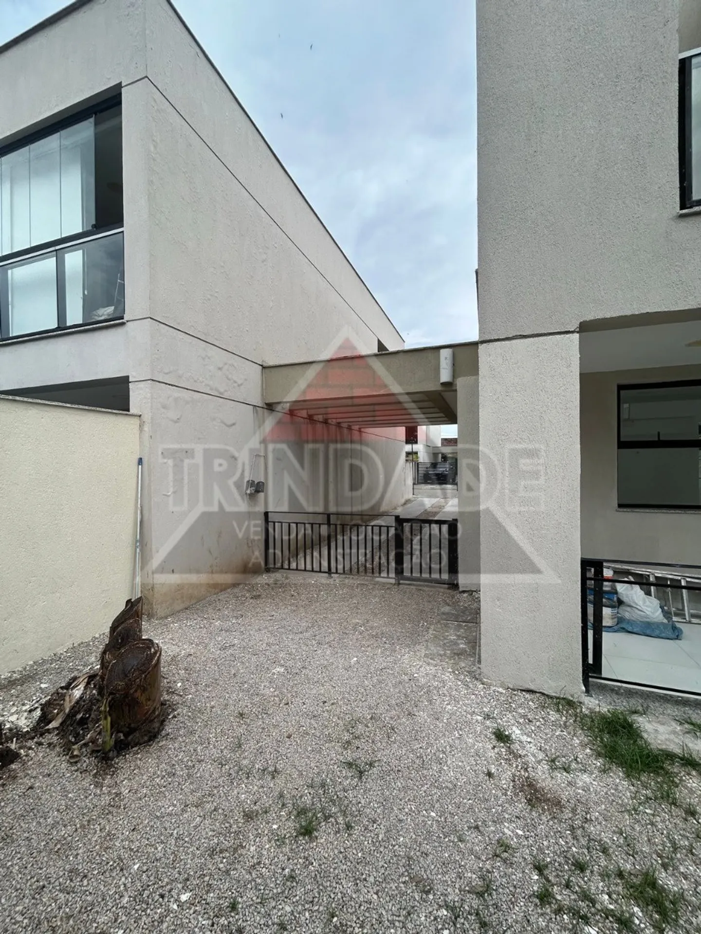 Casa duplex de 3 suítes com cozinha americana e piscina — photo 27
