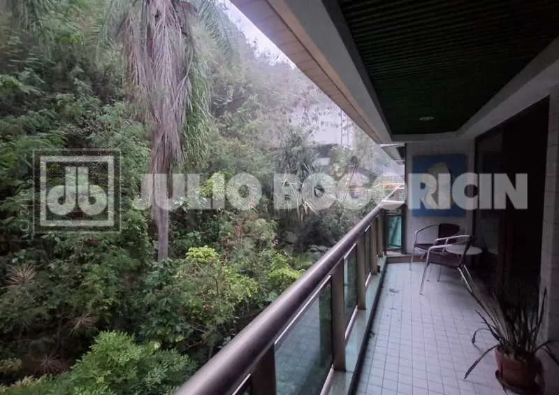 Furnished 1-bedroom apartment with a balcony — photo 4