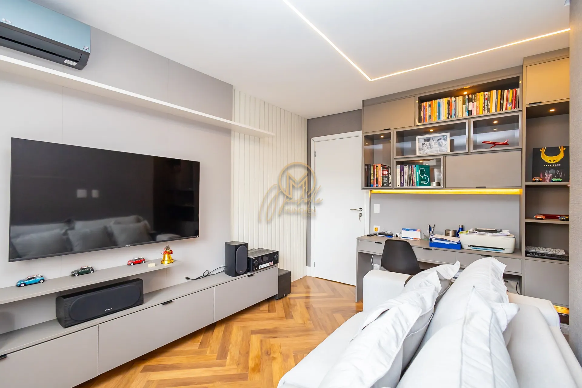 Furnished 462 m² apartment with 4 en-suite rooms — photo 66