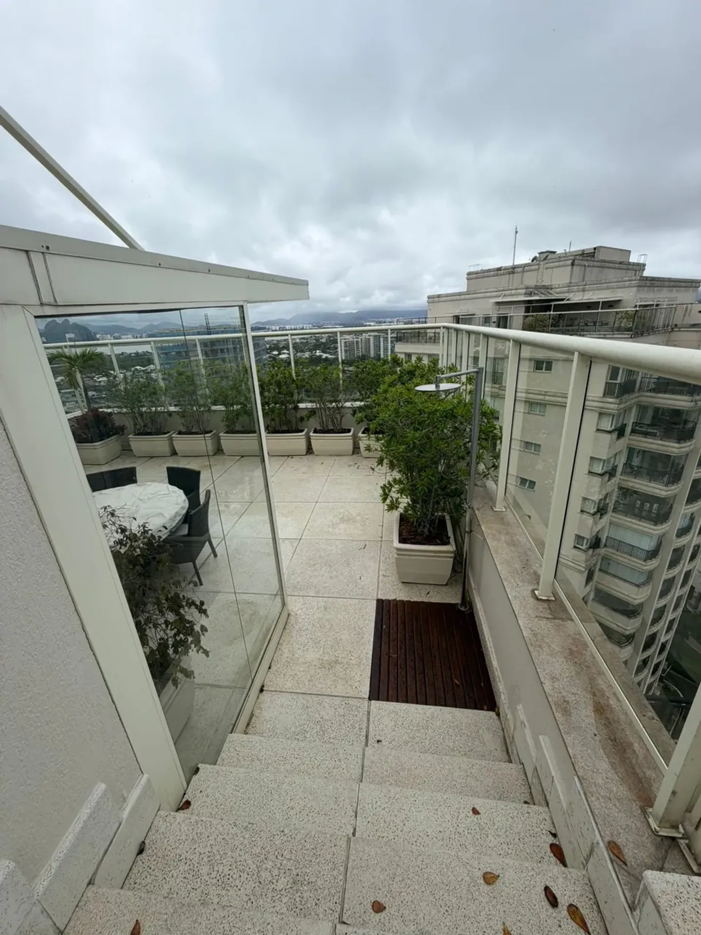 Duplex de 300 m² com 5 quartos e 5 banheiros — photo 4