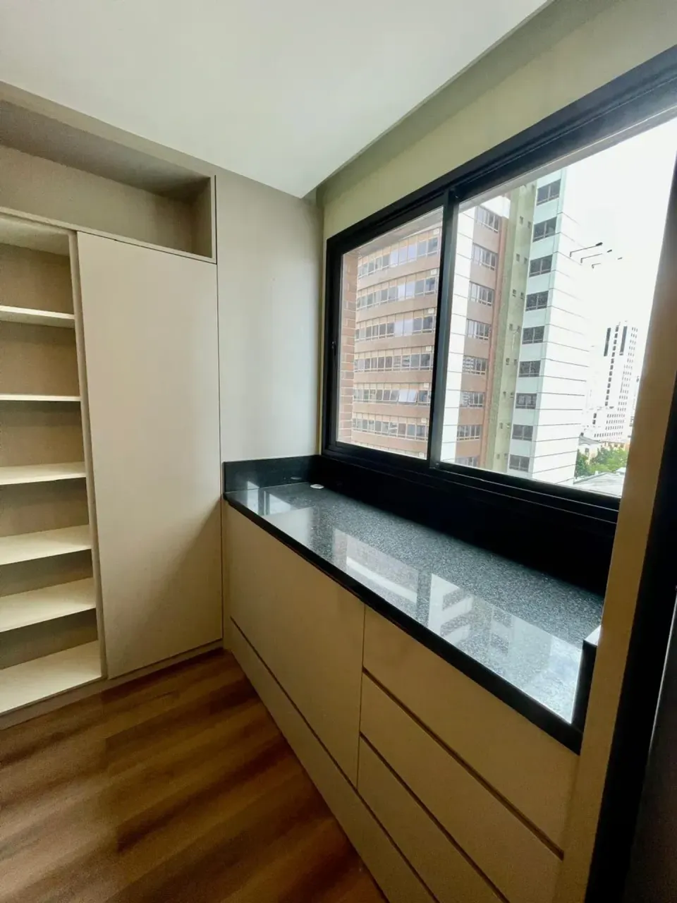 Меблированная квартира с кухней открытой планировки 34 м² — photo 11