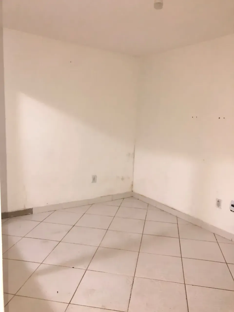 Unfurnished apartment with 2 bedrooms and 1 bathroom — photo 10