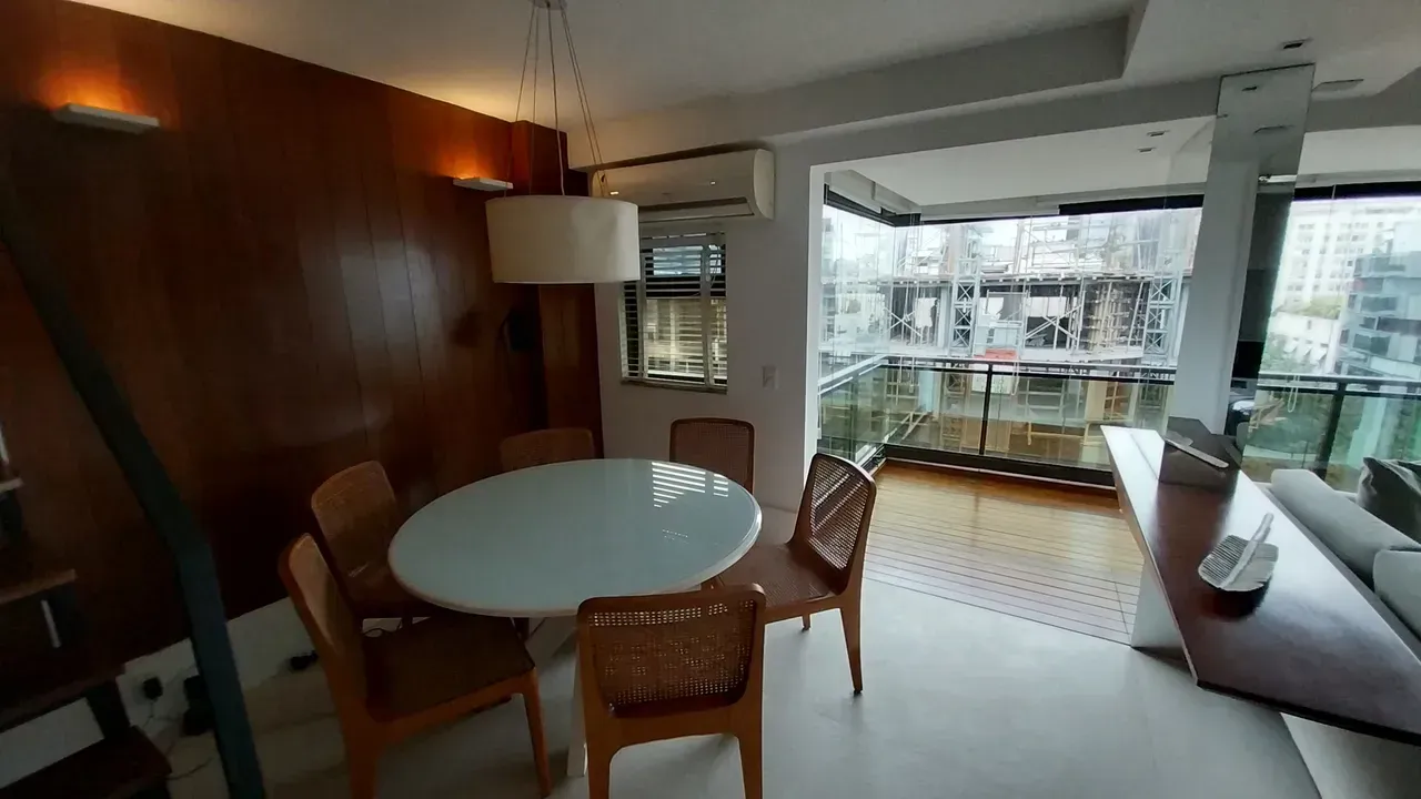 Furnished 1-bedroom apartment with 2 bathrooms — photo 4