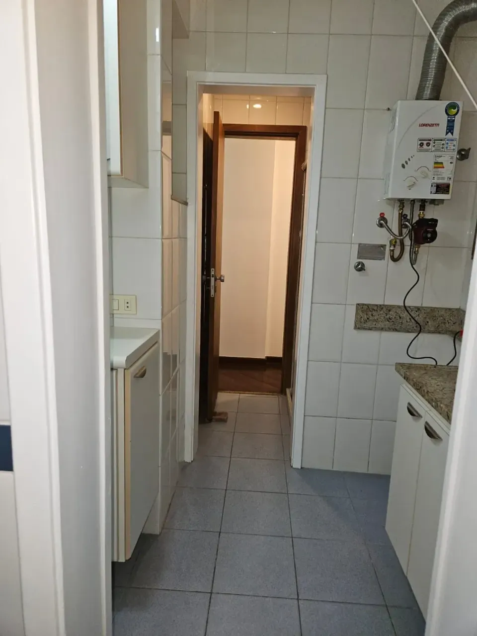 3-bedroom apartment with 2 parking spots and a view — photo 18
