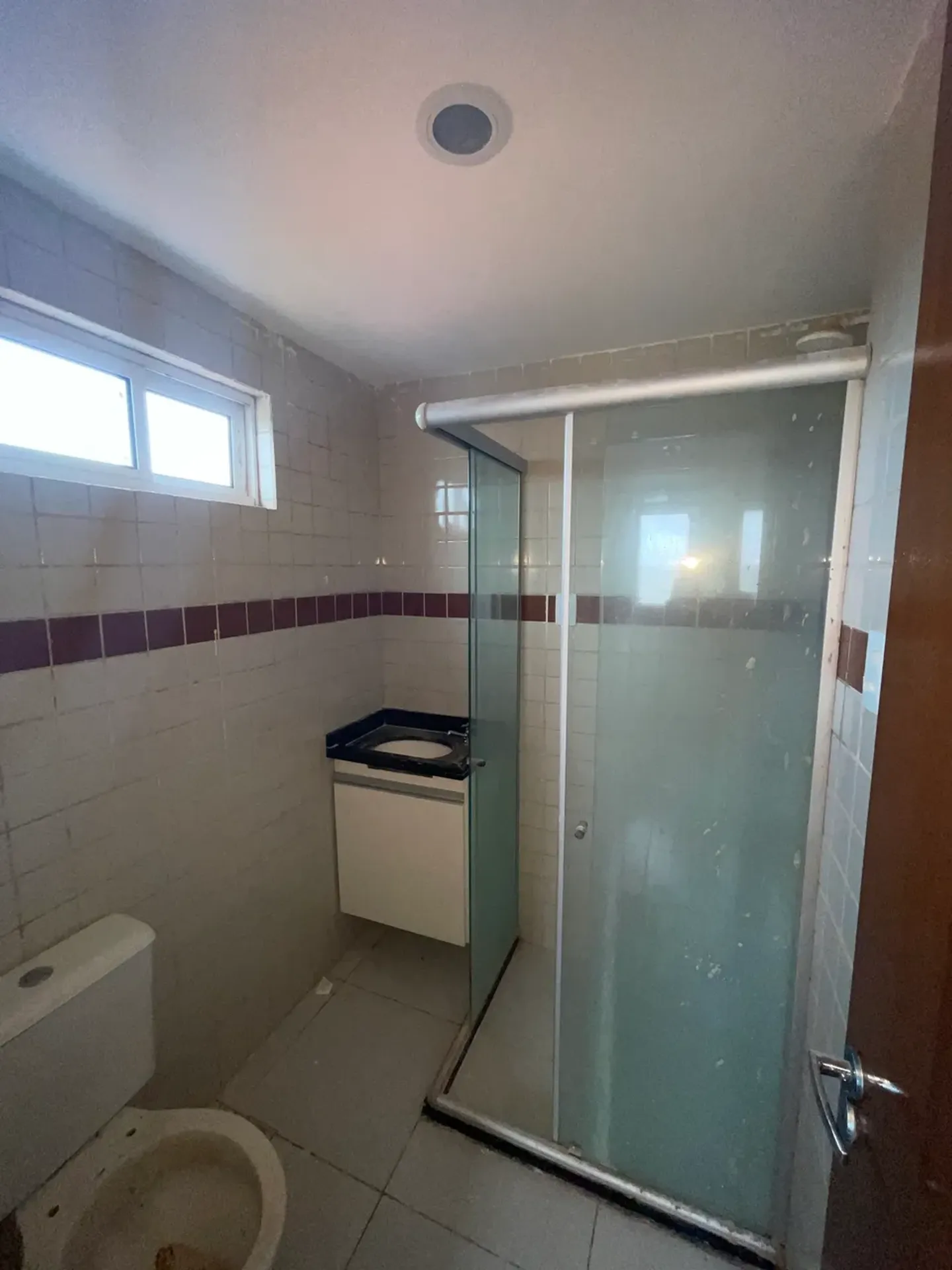 2-bedroom apartment with balcony and water view — photo 14