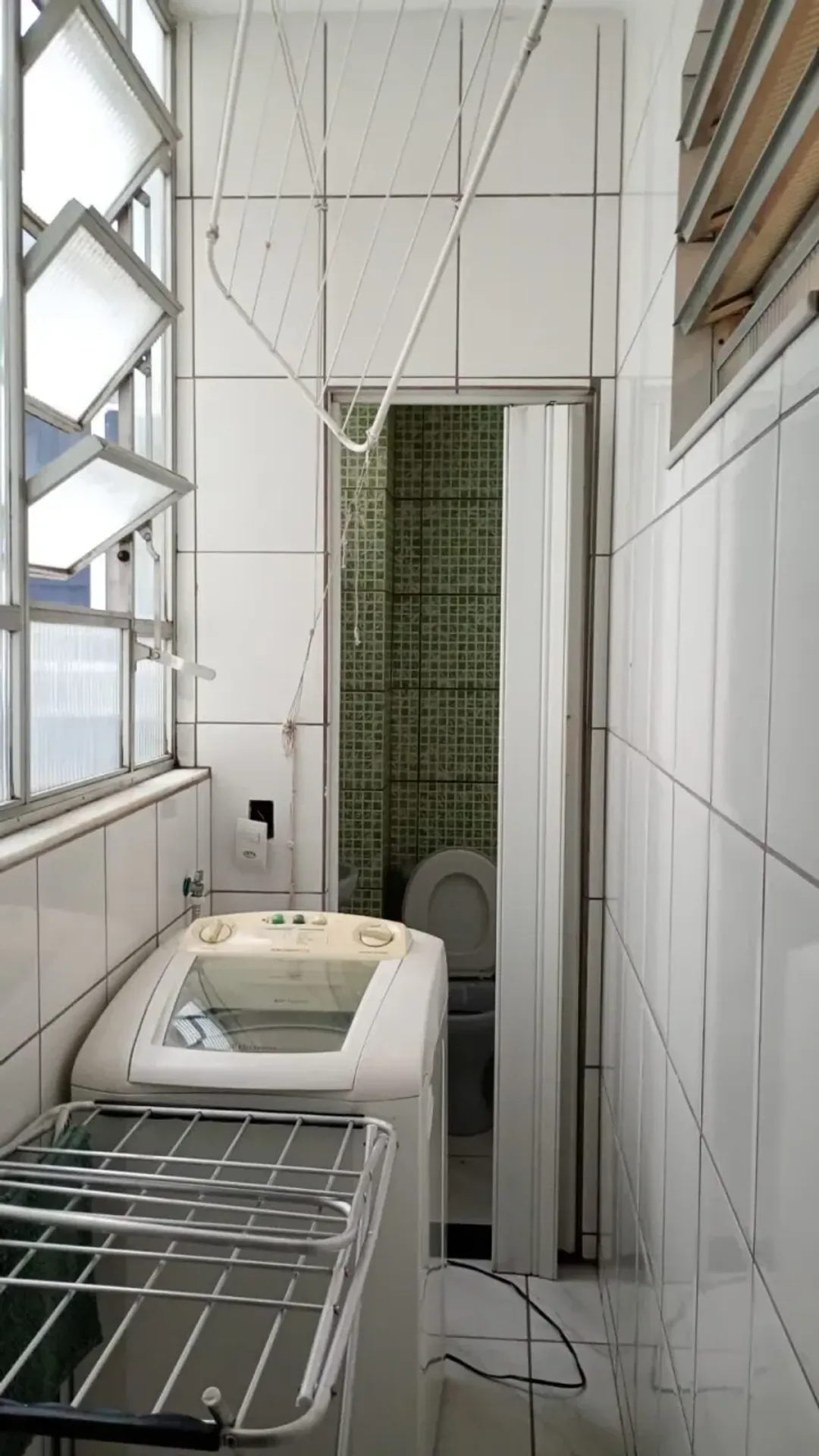 2-bedroom apartment with a washing machine — photo 11