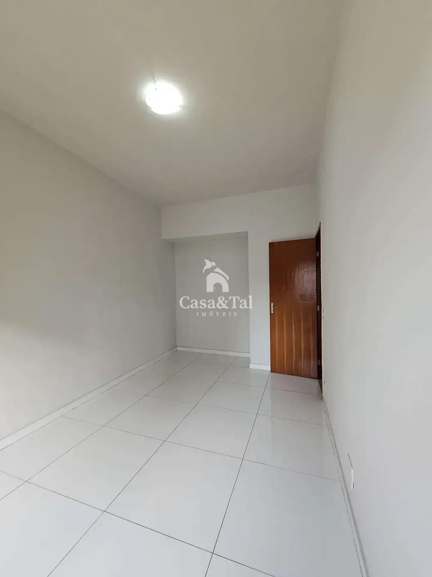 Unfurnished apartment with air conditioning and 3 bedrooms — photo 23