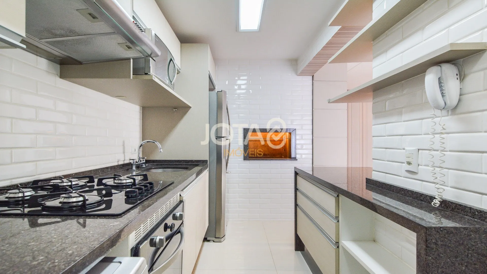 2-bedroom apartment with a washing machine in Curitiba — photo 16