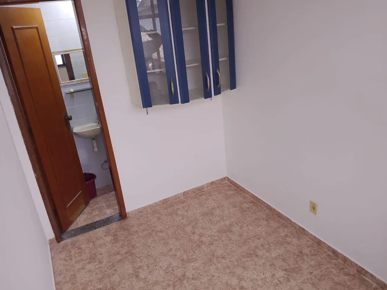 Rental apartment with 3 bedrooms, 3 baths and 140 m² — photo 32