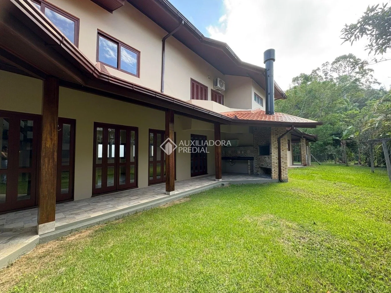 Closed-condominium house with 4 bedrooms and 3 bathrooms — photo 17