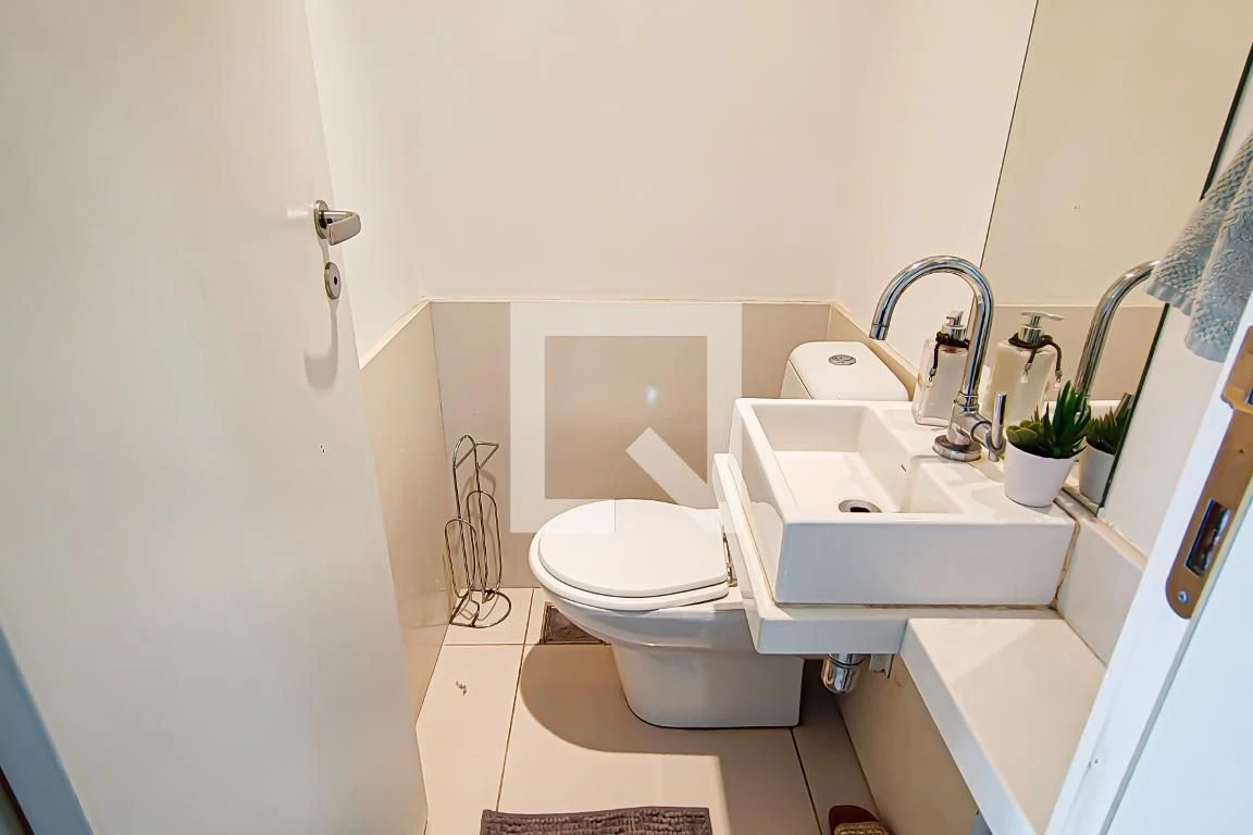Apartamento mobiliado com 2 quartos e varanda com churrasqueira — photo 42