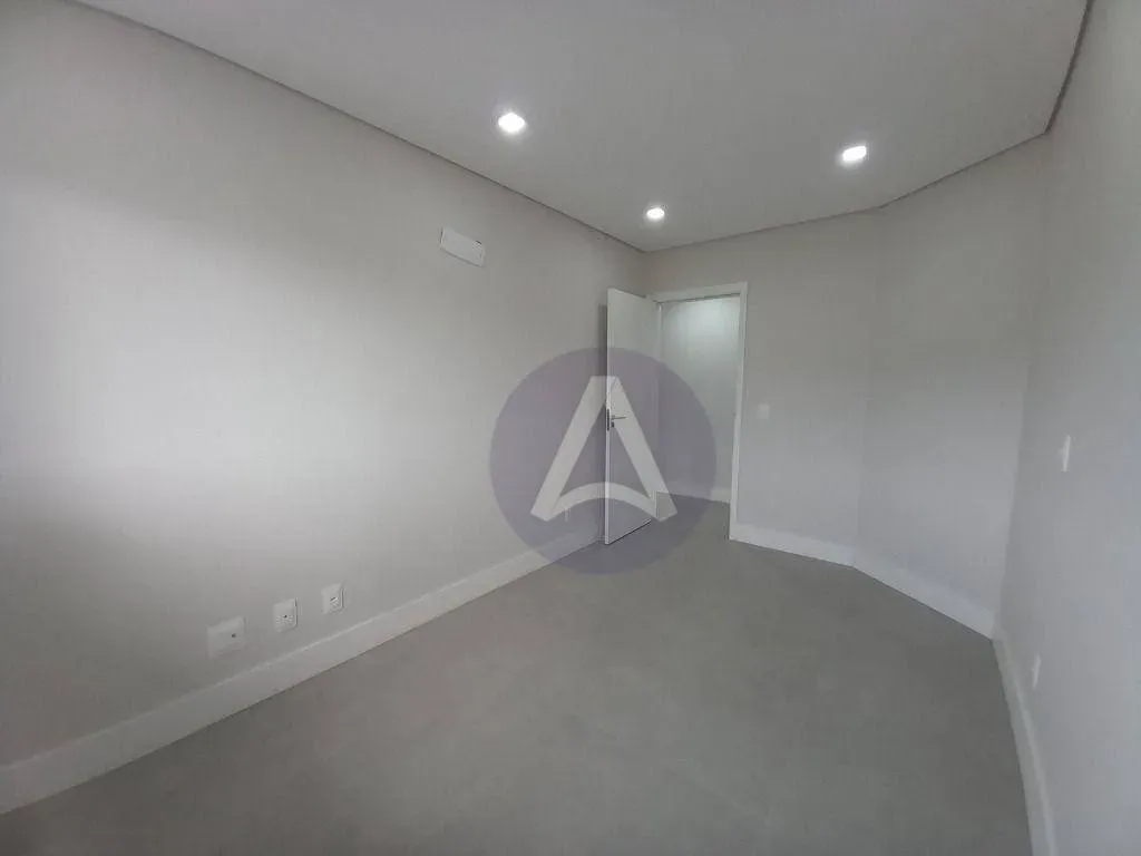 2-bedroom apartment with a private BBQ in Florianópolis — photo 15