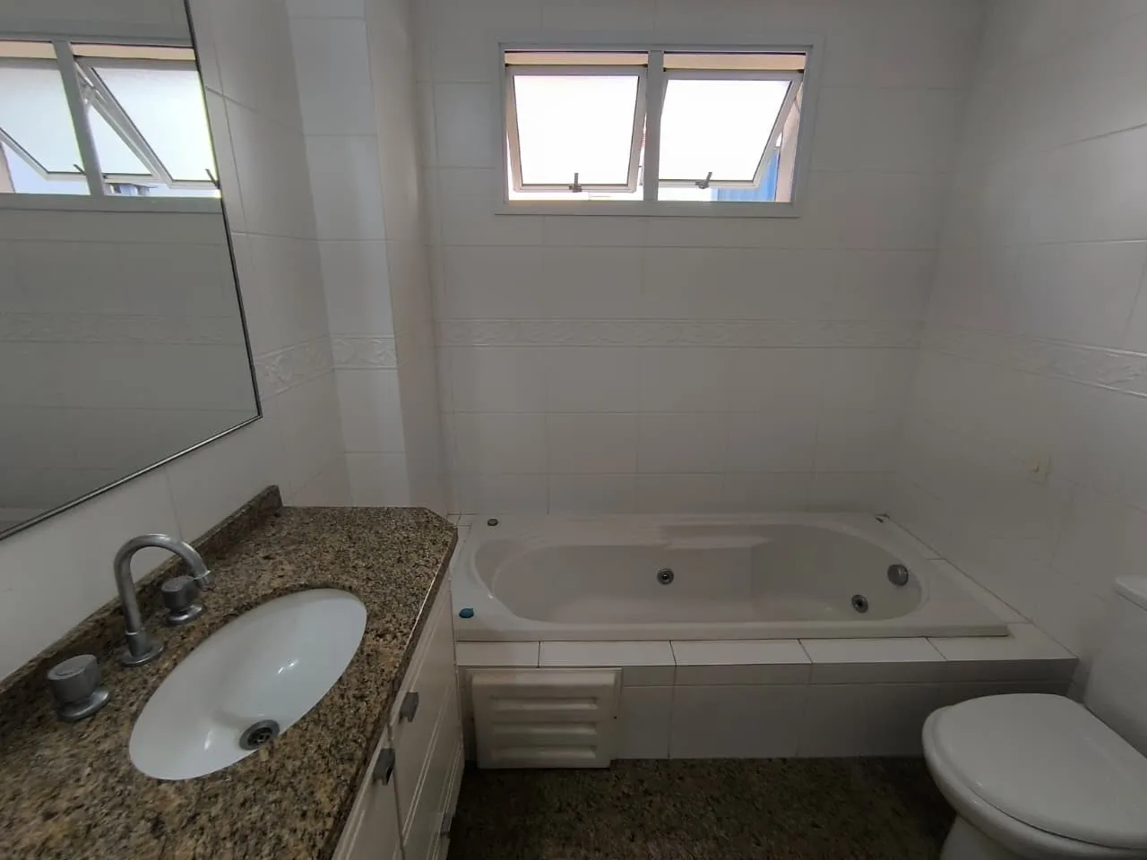 Apartamento de 3 quartos com varanda e 126 m² — photo 28