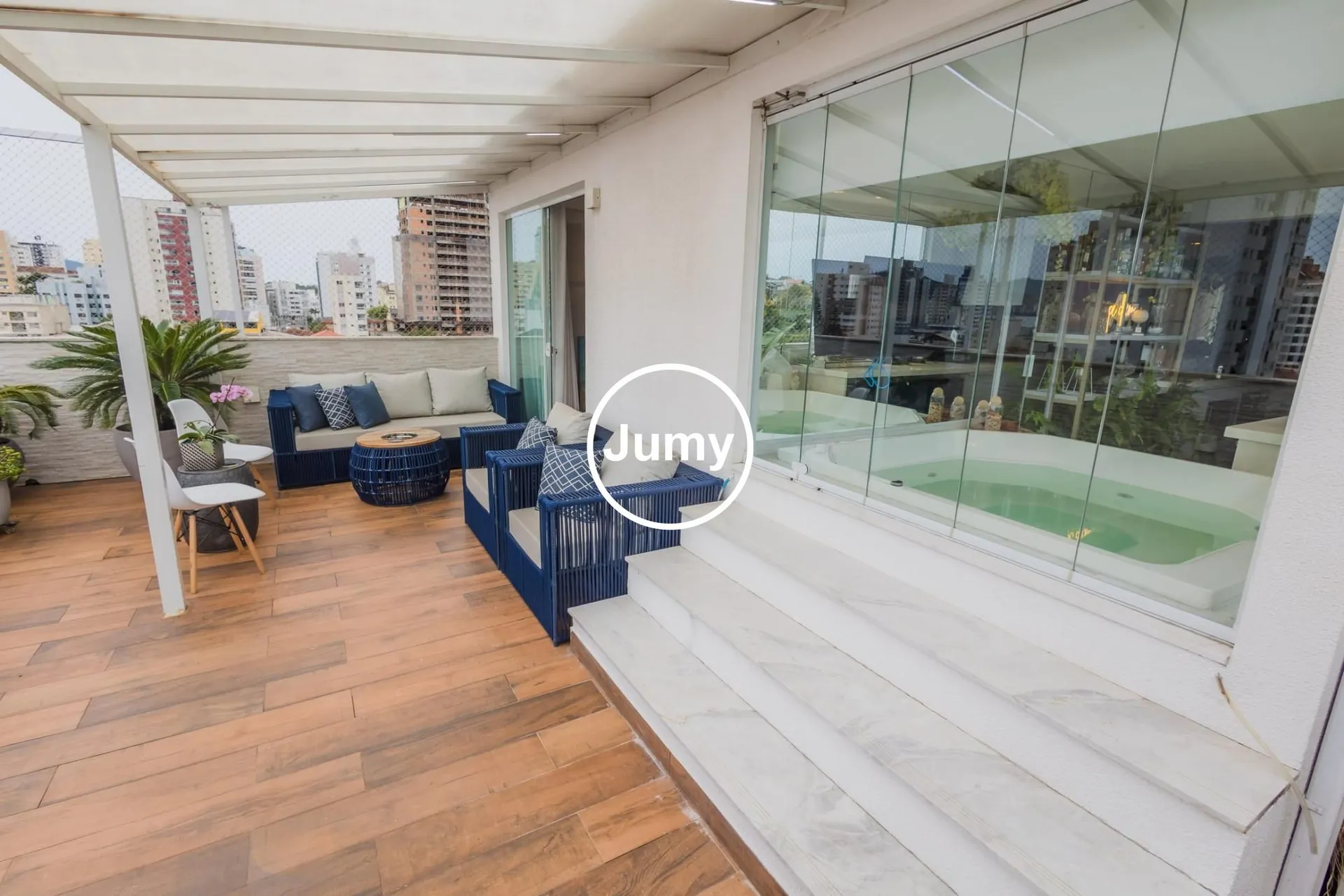 Furnished duplex apartment with 3 bedrooms and 2 parking — photo 32