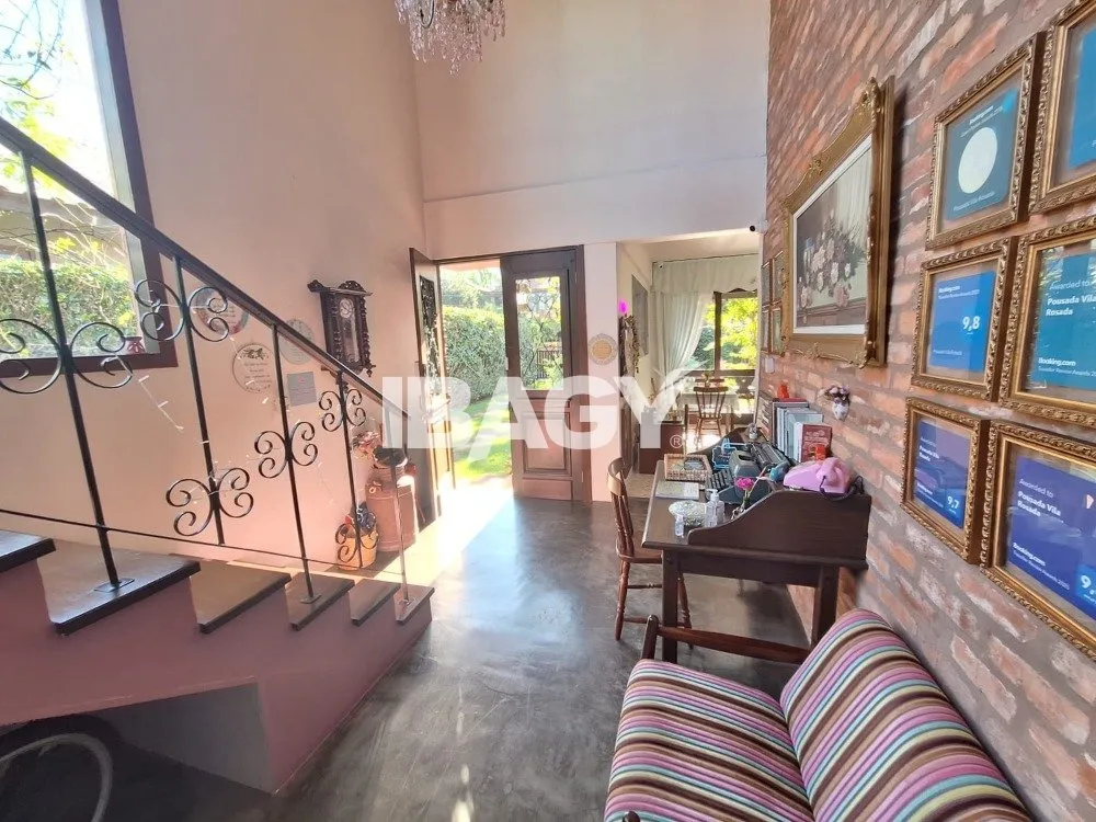 Furnished 4 en-suite bedroom house with balcony grill — photo 12