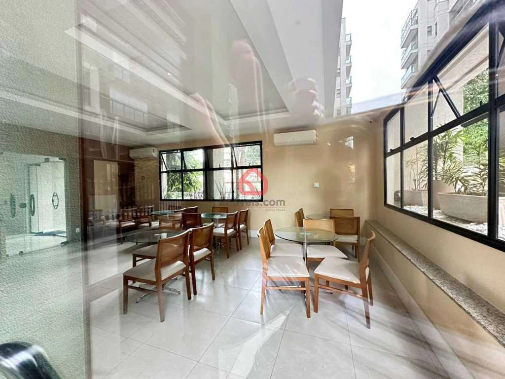Furnished apartment with 2 bedrooms and balcony — photo 12