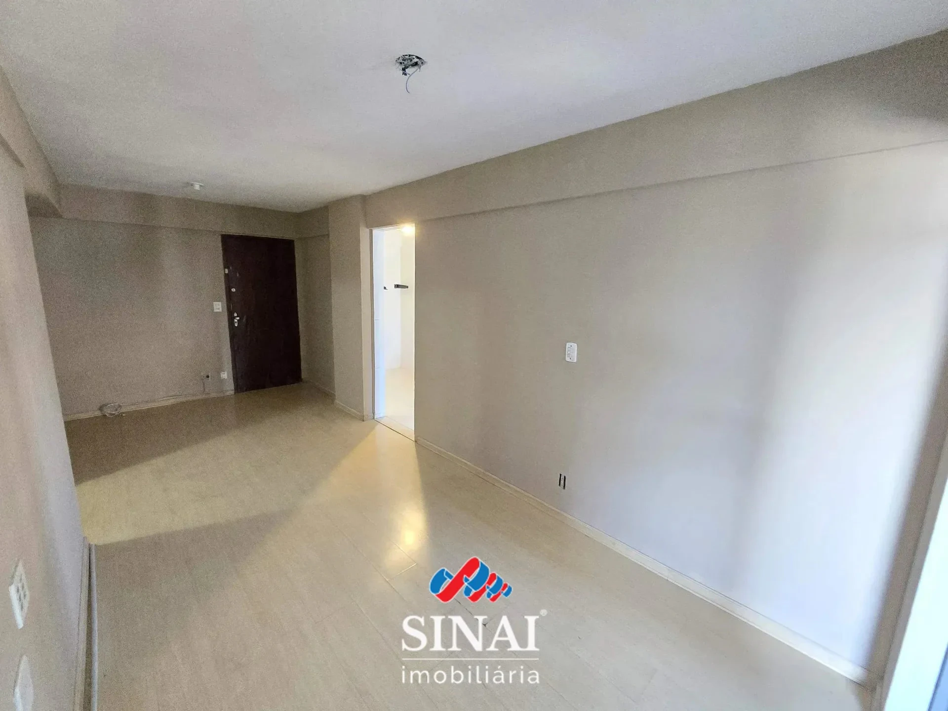 2-bedroom apartment with a washing machine — photo 6