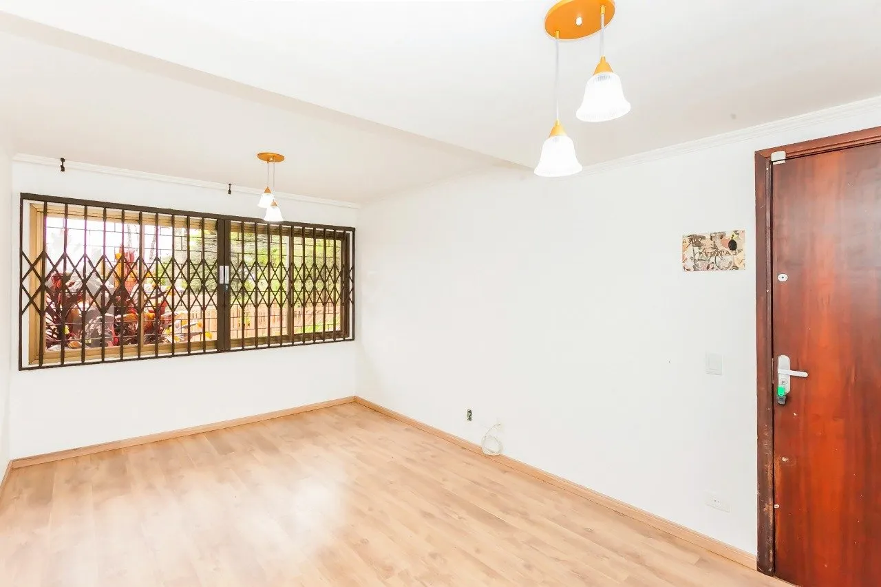 House, 145 m², with wood or laminate floors — photo 6