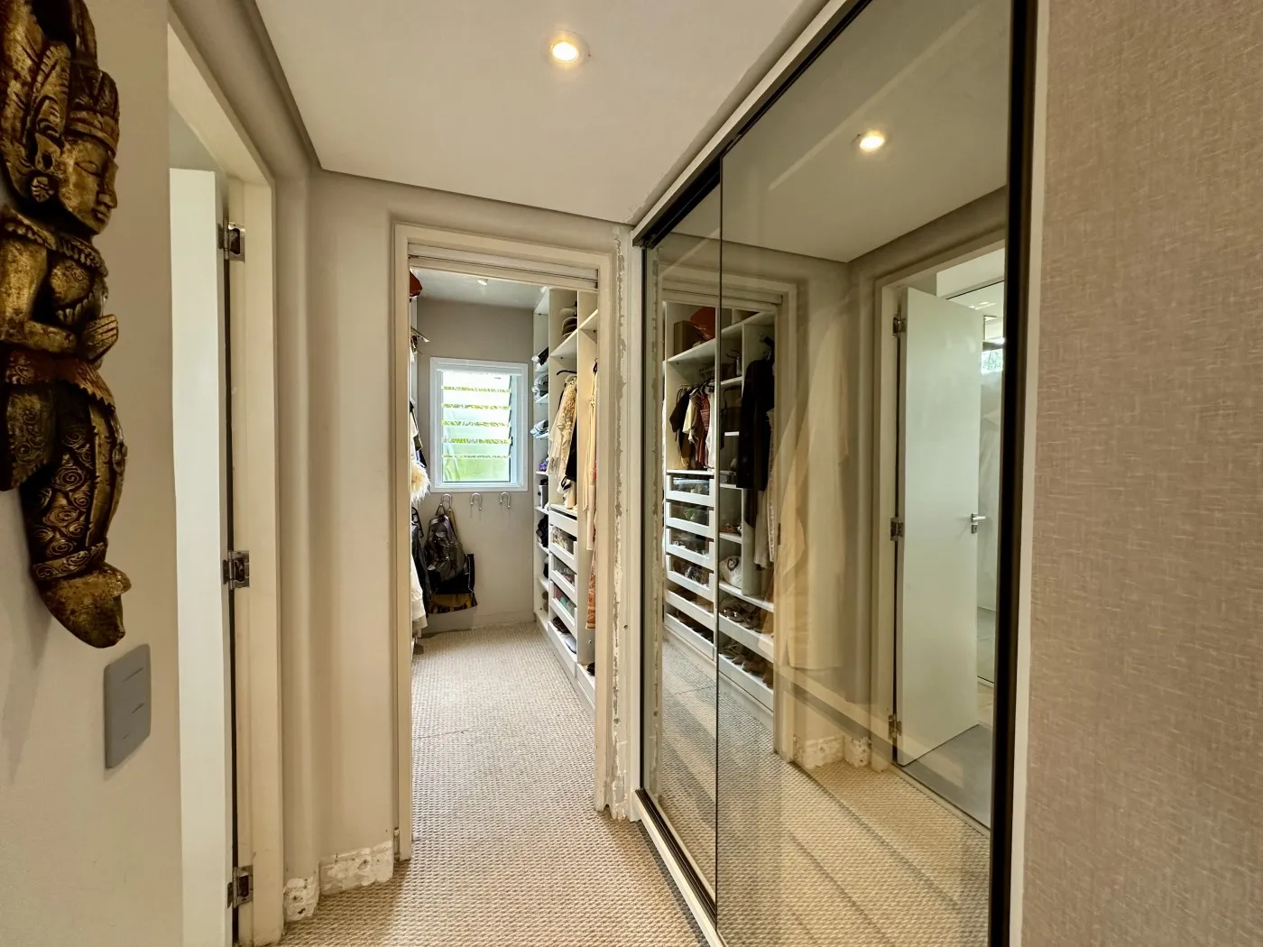 Посудомоечная машина и 5 спален: дом 700 м² — photo 12