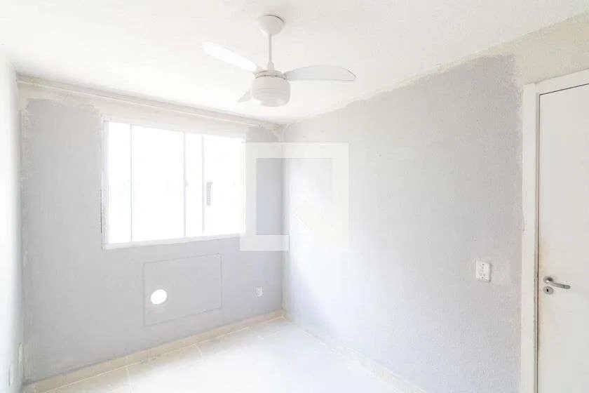 2-bedroom apartment in a building with a gym — photo 24