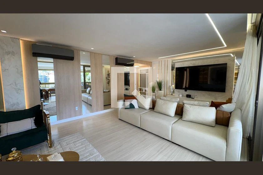 Apartment, 217 m², with a glass-enclosed balcony — photo 8