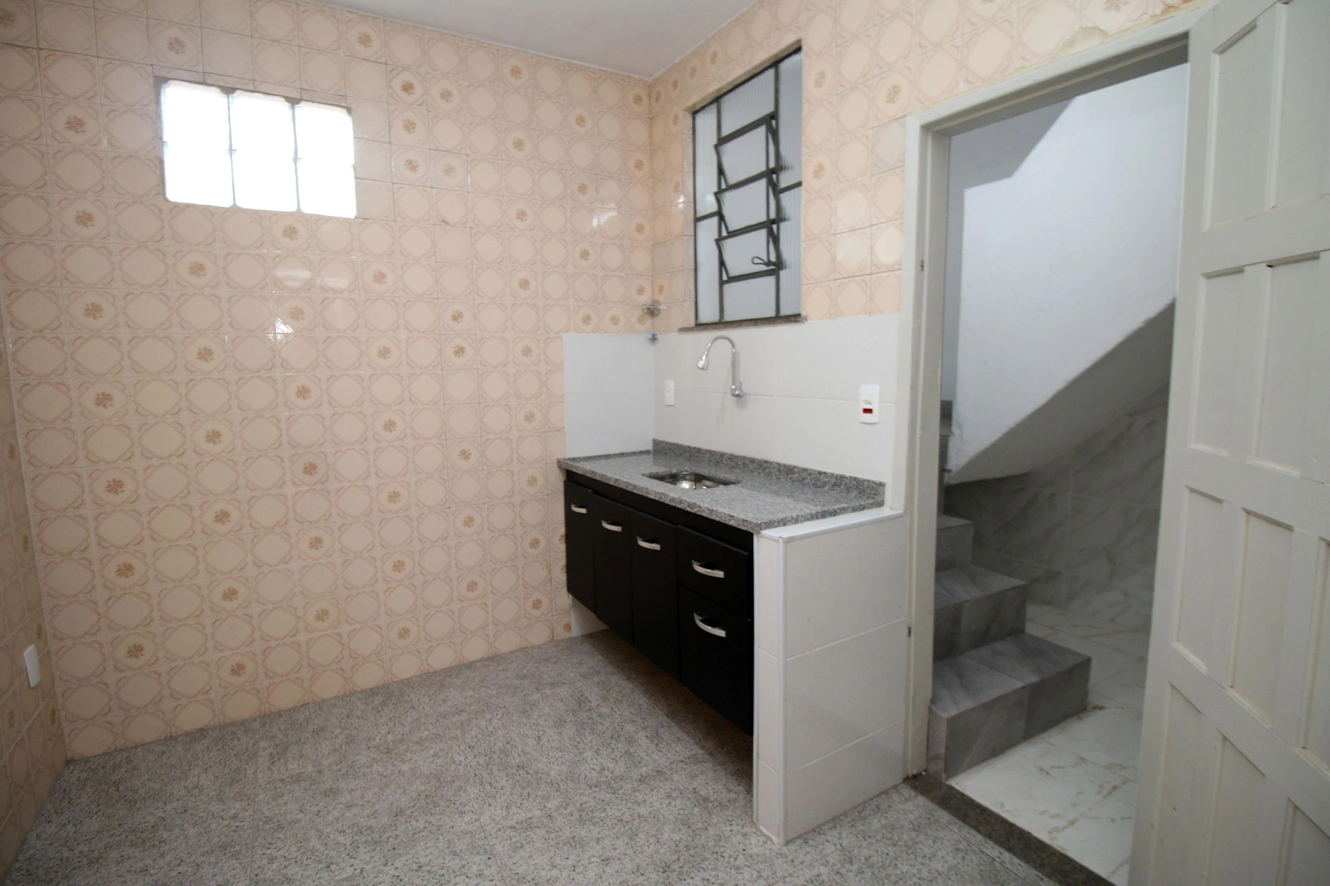 Casa sem mobília com 2 quartos e quintal privativo — photo 18